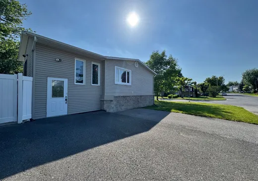 House for sale - 447 Rue Savage, Granby, J2H 1G7