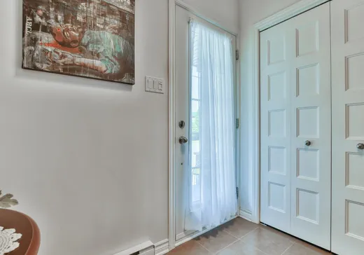 Maison à vendre - 203A 35e Avenue, Sainte-Marthe-sur-le-Lac, J0N 1P0