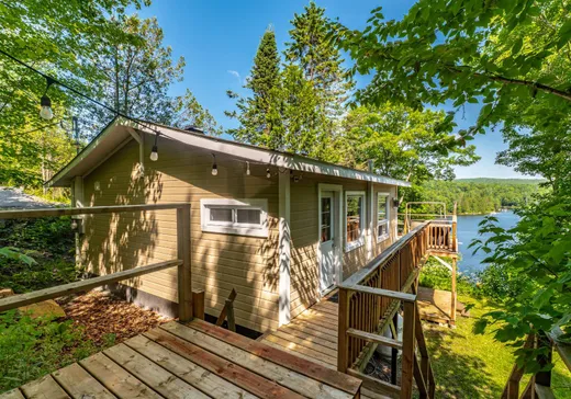 Two or more stories for sale - 3046 Mtée d'Argenteuil, St-Adolphe d'Howard, J0T2B0