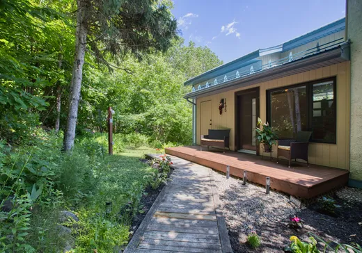Maison à vendre - 1495 Rue du Bourg-du-Lac, Sainte-Adèle, J8B 3A2