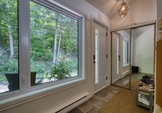 Maison à vendre - 1495 Rue du Bourg-du-Lac, Sainte-Adèle, J8B 3A2