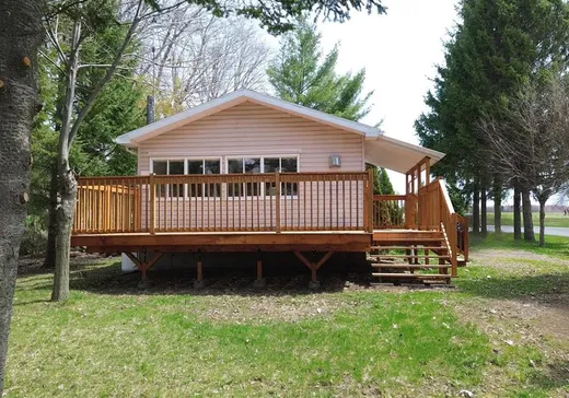 Bungalow for sale - 4080 Ch. du Pont-Mitchell, St-Cyrille-De-Wendover, J0C1A0