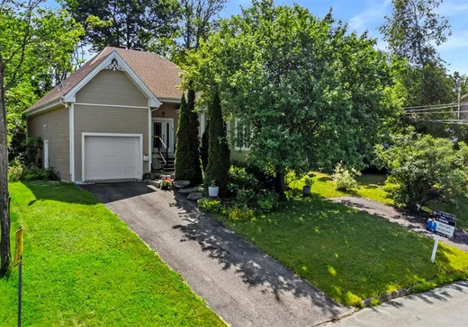 Bungalow for sale - 496 Rue St-Paul, Magog, J1X3T8