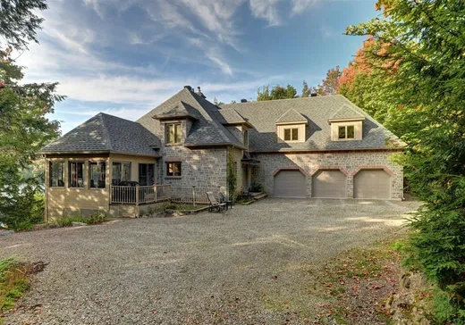 Maison à vendre - 84 Ch. de la Marmotte, Orford, J1X 6T7