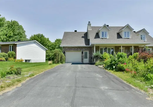 House for sale - 432 Rue Binette, Val des Sources, J1T 3Z1