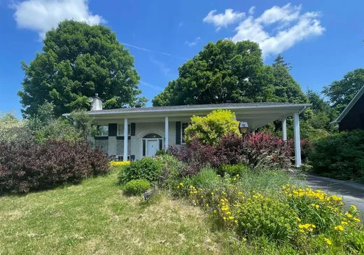 Bungalow for sale - 2123 Rue des Merisiers, Sherbrooke, J1G4E9