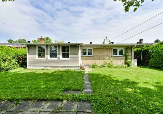 Maison à vendre - 694 Rue Chalifoux, Sherbrooke, J1G 1R3