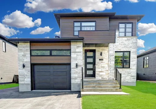 Two or more stories for sale - 2310 Rue de Toulon, Mascouche, J7K0W1