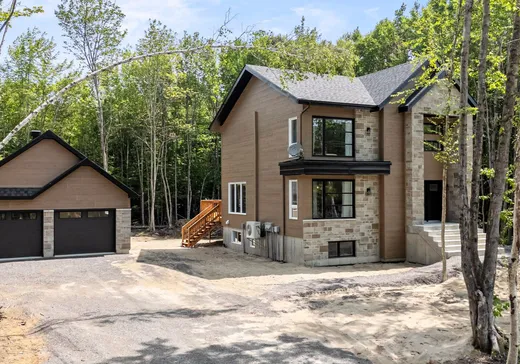 Two or more stories for sale - 217-219 Rue des Patriotes, Saint-Colomban, J5K0S2