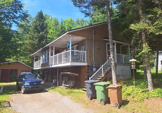 House for sale - 73 Ch. du Lac-Mallonne, Lac-du-Cerf, J0W 1S1