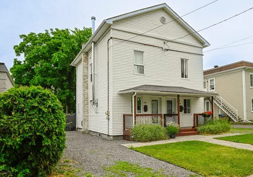 Maison à vendre - 348 1re Avenue, Saint-Jean-sur-Richelieu, J2X 2E4