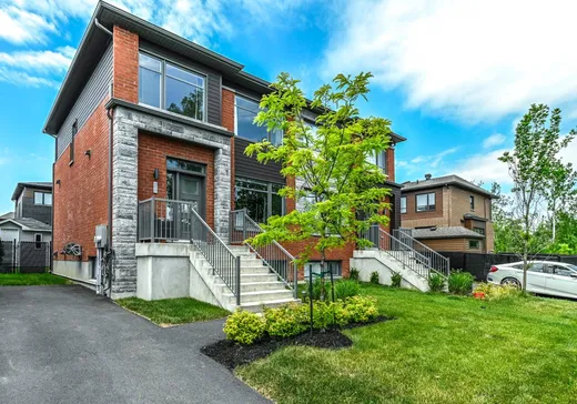 Maison à étages à vendre - 3470 Rue des Stellaires, Longueuil, J4M0C4