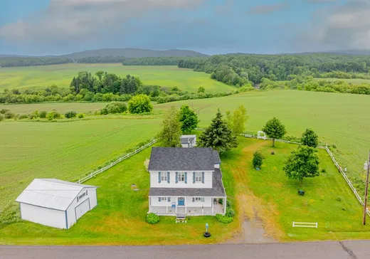 Maison à vendre - 95 Rg de la Rivière-Blanche E., saint-thuribe, G0A 4H0