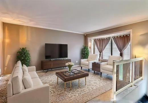 Maison à vendre - 4240 Av. Maupassant, Brossard, J4Y 1K5