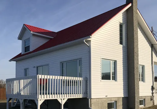 Maison à vendre - 326 Rue Notre-Dame O., Cap-Chat, G0J 1E0