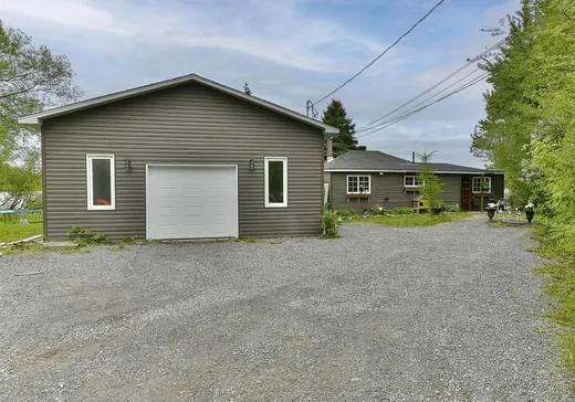 Maison à vendre - 473 Rue Léger, Salaberry-de-Valleyfield, J6S 0G1