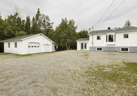 House for sale - 1020 Ch. du Lac-Simard, Val-d'Or, J9P 7A6