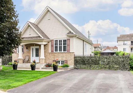 Maison à étages à vendre - 2206 Rue Labrèche, Saint-Jérôme, J7Y0E8