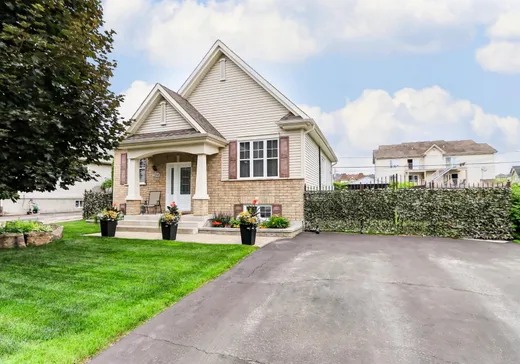 Maison à vendre - 2206 Rue Labrèche, Saint-Jérôme, J7Y 0E8