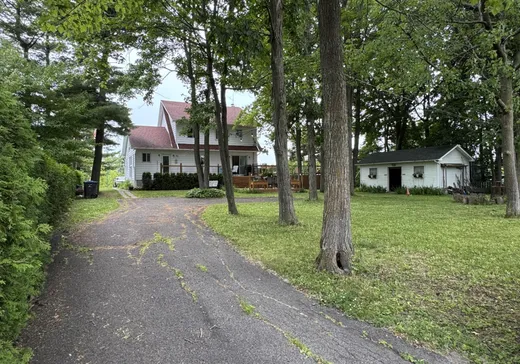 Maison à vendre - 1440 Rue Ste-Thérèse, Saint-Jean-sur-Richelieu, J2W 2H2