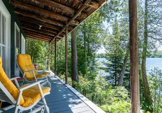 Maison à vendre - 2154 Ch. de l'Aubergiste, Mont-Laurier, J9L 0V5