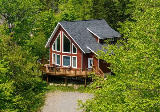 Two or more stories for sale - 956 Ch. du Lac-Beauchamp, St-Adolphe d'Howard, J0T2B0