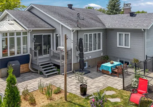 Maison à vendre - 663 Rue Salomon, Beloeil, J3G 6C5
