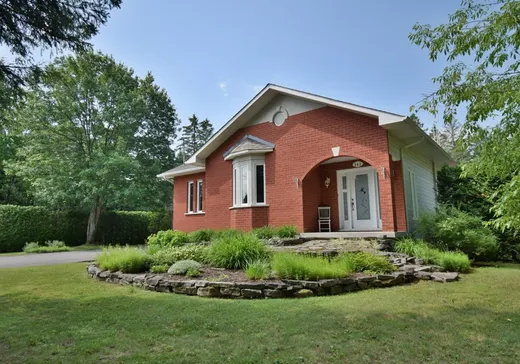 Maison à étages à vendre - 141 Rue Victoria, St-Jean-De-Matha, J0K2S0