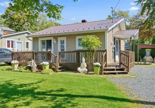 Bungalow for sale - 243 7e Avenue, Saint-Anicet, J0S1M0