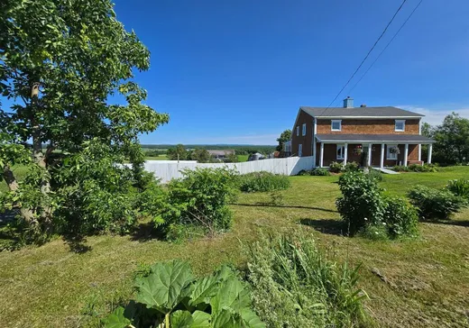 Two or more stories for sale - 3600Z Rg Nord-Est, St-Charles-De-Bellechasse, G0R2T0