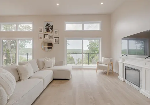 Maison à vendre - 2033 Ch. du Tour-du-Lac S., St-Raymond, G3L 3C1