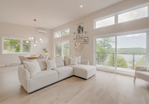 Maison à vendre - 2033 Ch. du Tour-du-Lac S., St-Raymond, G3L 3C1