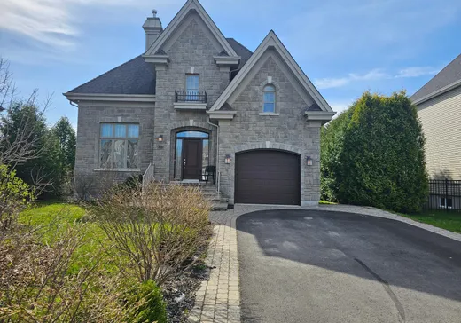 Maison à étages à vendre - 409 Rue de la Seugne, L'Assomption, J5W0E7