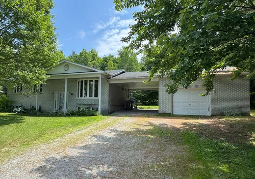 House for sale - 1039 Rue Langlois, Valcourt, J0E 2L0