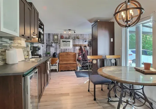 Maison à vendre - 407 Rue Principale, Baie-du-Febvre, J0G 1A0