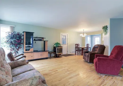 Maison à vendre - 3508 Rue du Versant, Lac-Mégantic, G6B 2G2