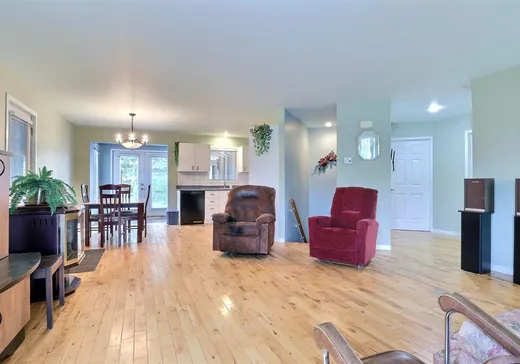 Maison à vendre - 3508 Rue du Versant, Lac-Mégantic, G6B 2G2