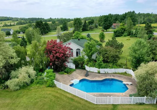 House for sale - 570 Ch. du Ruisseau, Ste-Catherine-De-Hatley, J0B 1W0