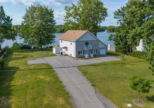 Two or more stories for sale - 9 Rue de la Pointe-Langlois, Laval (Sainte-Rose), H7L3J4