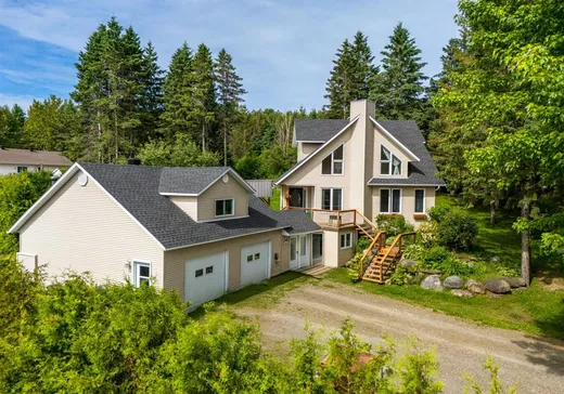 Two or more stories for sale - 59 Rue St-Pierre, Lac-Mégantic, J0B1Y0