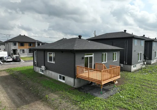 House for sale - 71 Rue des Récoltes, Sainte-Barbe, J0S 1P0