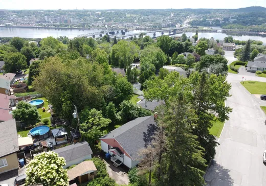 Two or more stories for sale - 104 Rue du Carillon, Chicoutimi, G7G3J5