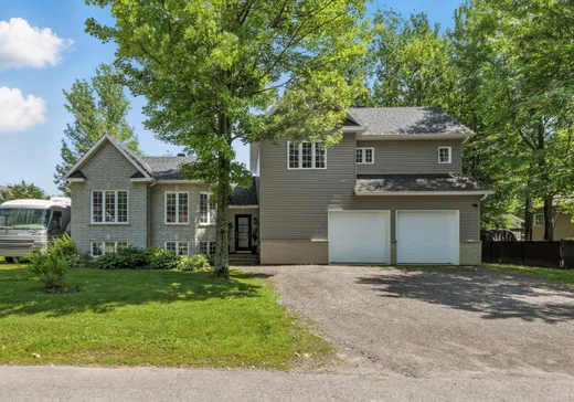 Maison à étages à vendre - 30 Rue Lise, Lanoraie, J0K1E0