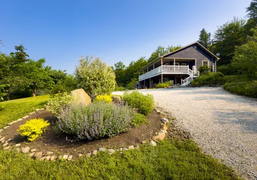 Maison à vendre - 2612 Ch. de la Vallée-Missisquoi, Mansonville, J0E 1X0