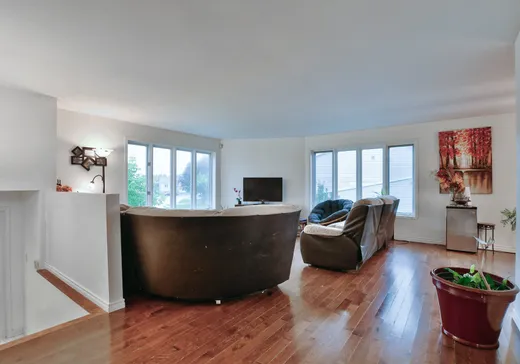 House for sale - 146 Rue Blais, Saint-Sulpice, J5W 4H4