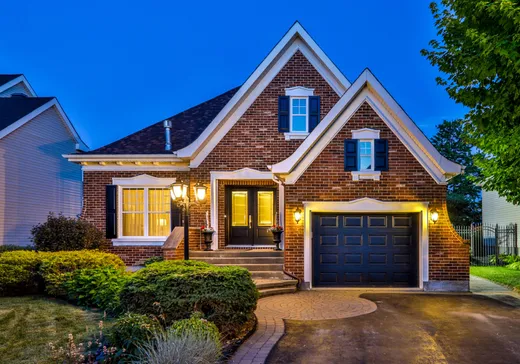Maison à étages à vendre - 3014 Rue du Versant, Sainte-Marthe-sur-le-Lac, J0N1P0