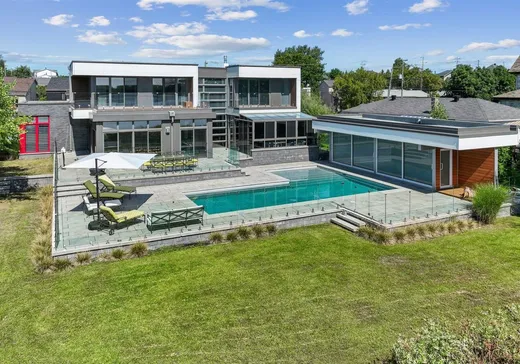 Maison à vendre - 7296 Boul. Lévesque E., Laval (Duvernay), H7A 1R8
