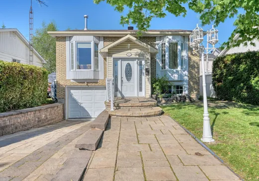 Maison à vendre - 511 Rue Jacques, Laval (Fabreville), H7P 4Y4