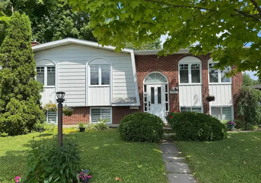 Maison à vendre - 3767 Rue Principale, Dunham, J0E 1M0