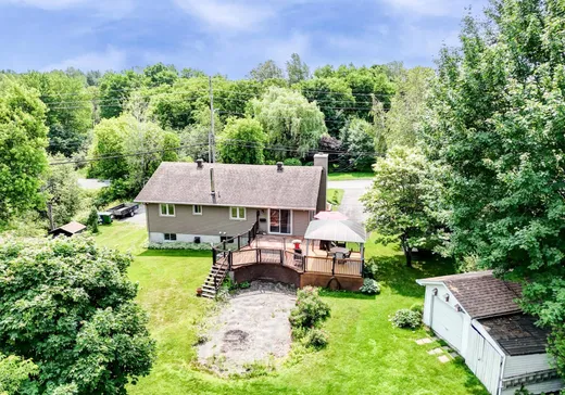 Maison à vendre - 13 Rue du Tour-du-Lac, Saint-Jérôme, J7Y 4V7
